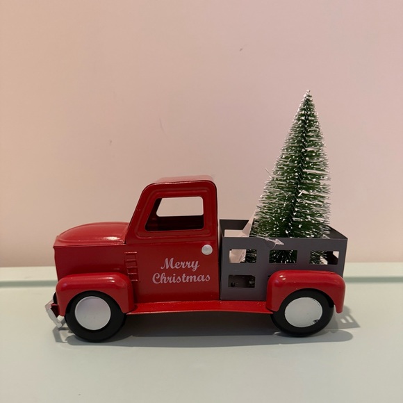 Super Cute Merry Christmas Metal Truck and Trailer- 2 items- NWT - Picture 2 of 9
